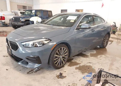 2022 BMW 228 Gran Coupe I xDrive z USA, uszkodzony, nr VIN WBA73AK00N7J88541